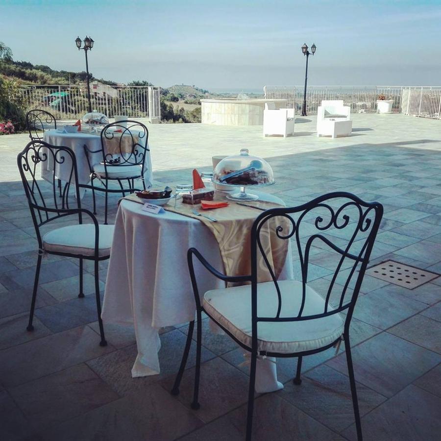 Villa Marchesa كاستيلنووفو تْشيلينتو المظهر الخارجي الصورة